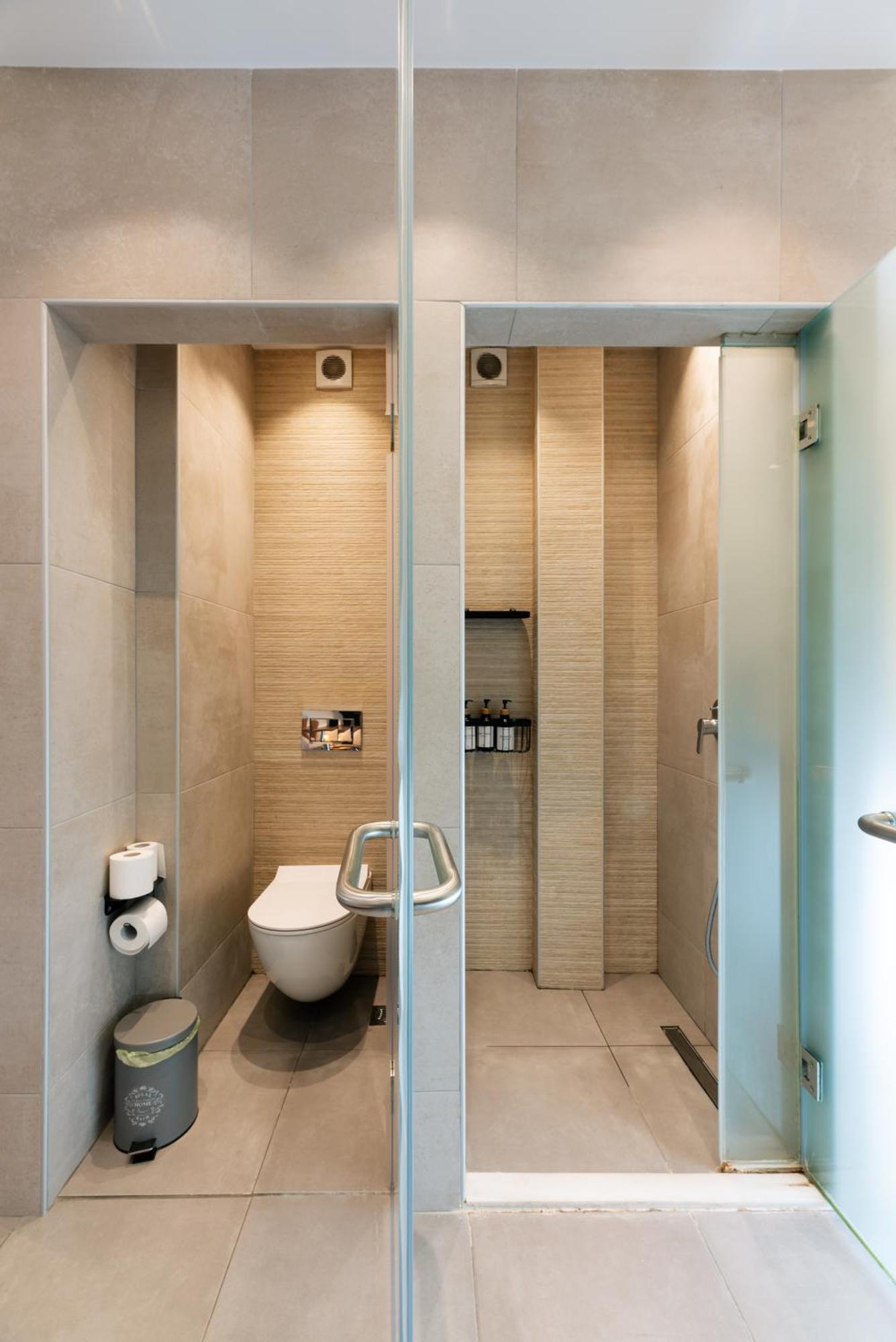 Modern Studio Apartment A Атина Екстериор снимка